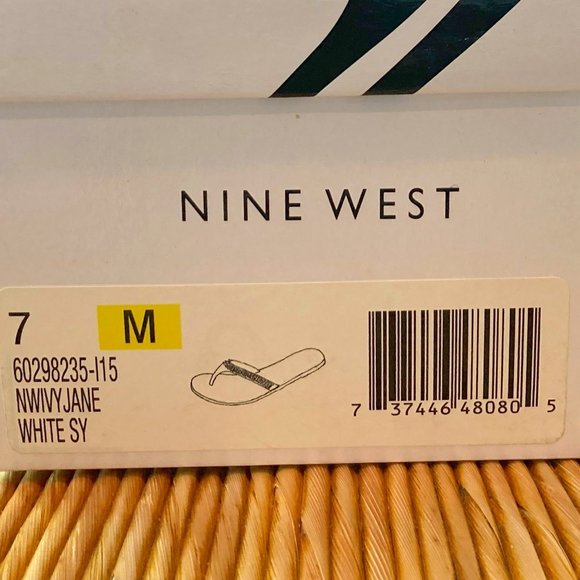 🆕 Nine West Ivy Jane Jeweled Sandals Flip Flops Thongs Slides Flats - Size 7M - Picture 7 of 7